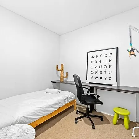 Four Bedroom Apartment With Facilities In Olympic Park Sydney Exterior photo